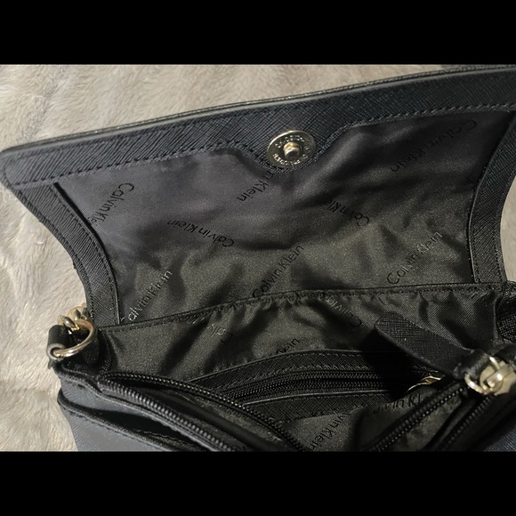 crossbody bags Calvin Klein - Picture 7 of 11